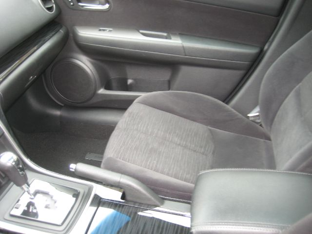 Mazda 6 2010 photo 2
