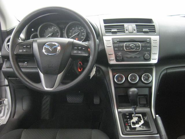 Mazda 6 2011 photo 10