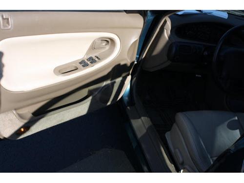 Mazda 626 1995 photo 3