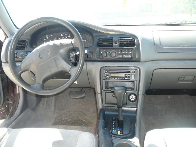 Mazda 626 1998 photo 2