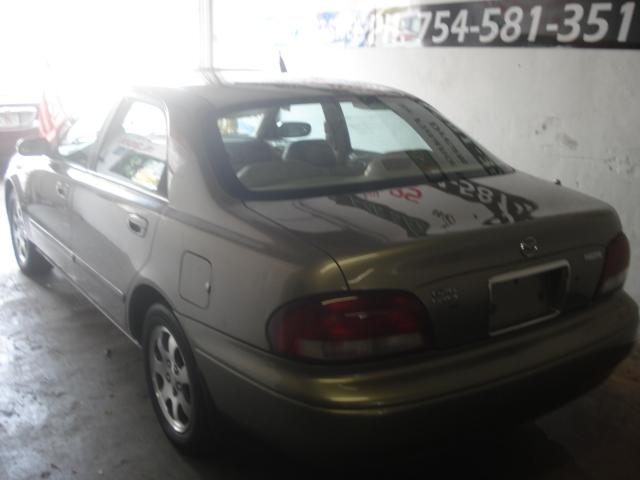 Mazda 626 1999 photo 1
