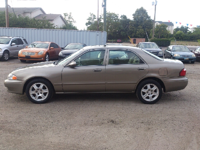 Mazda 626 2000 photo 1