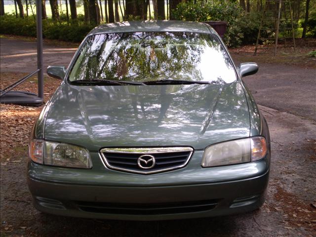 Mazda 626 2000 photo 1