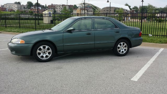 Mazda 626 2000 photo 1