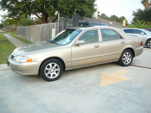Mazda 626 2001 photo 1
