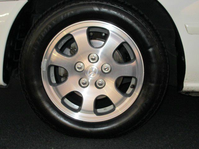 Mazda 626 2001 photo 2