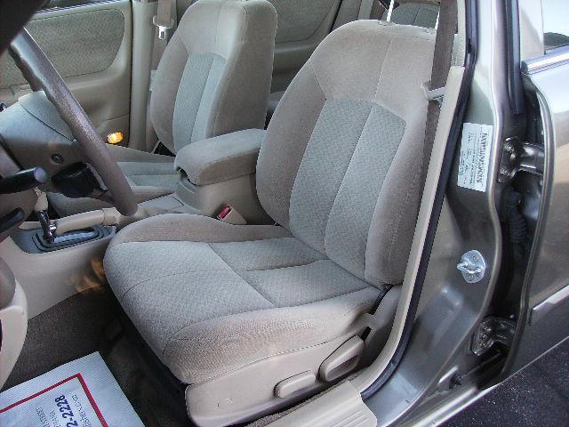 Mazda 626 2001 photo 2