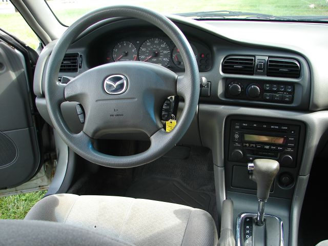 Mazda 626 2001 photo 0