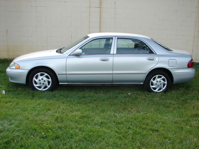 Mazda 626 2001 photo 2