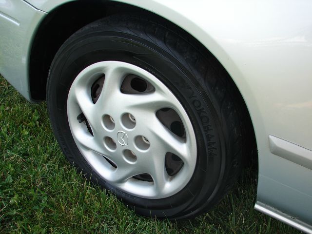 Mazda 626 2001 photo 25