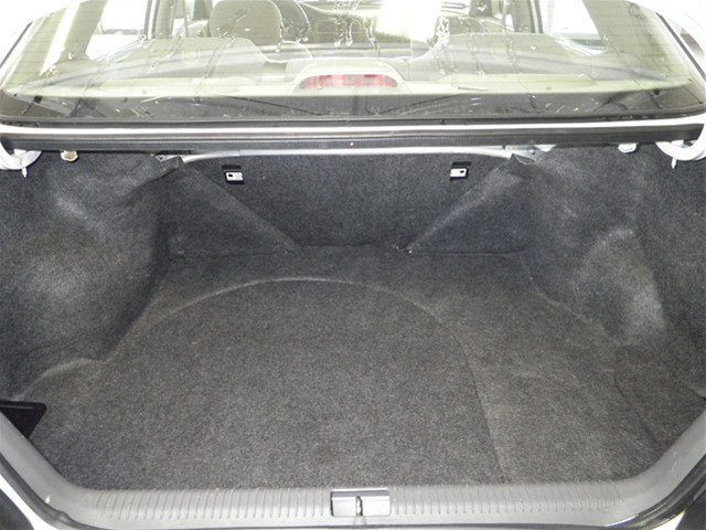 Mazda 626 2002 photo 4