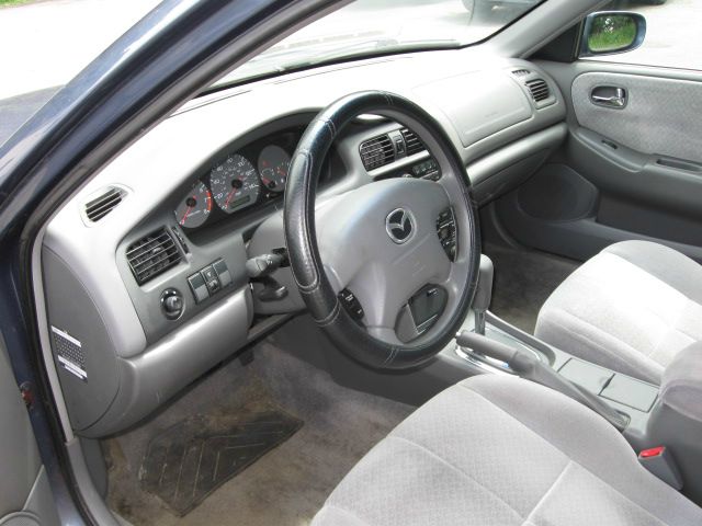 Mazda 626 2002 photo 2