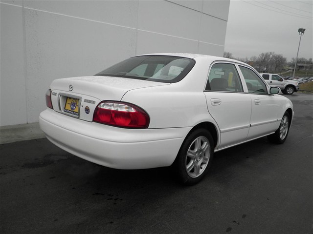 Mazda 626 2002 photo 2