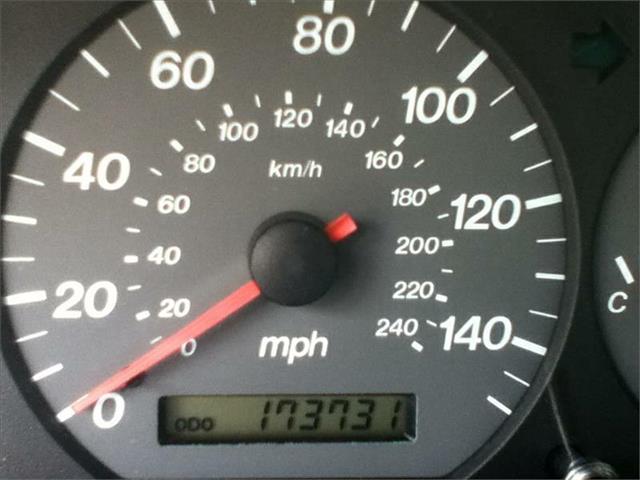 Mazda 626 2002 photo 6