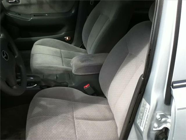 Mazda 626 2002 photo 8