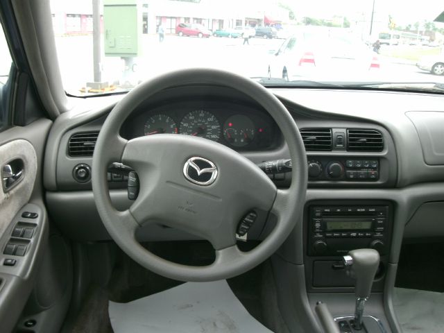 Mazda 626 2002 photo 1