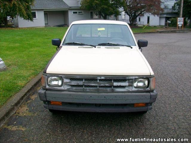 Mazda B-Series 1987 photo 3