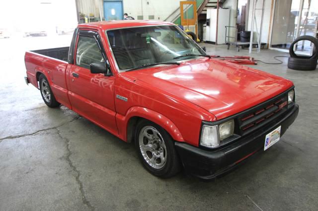 Mazda B-Series 1987 photo 2