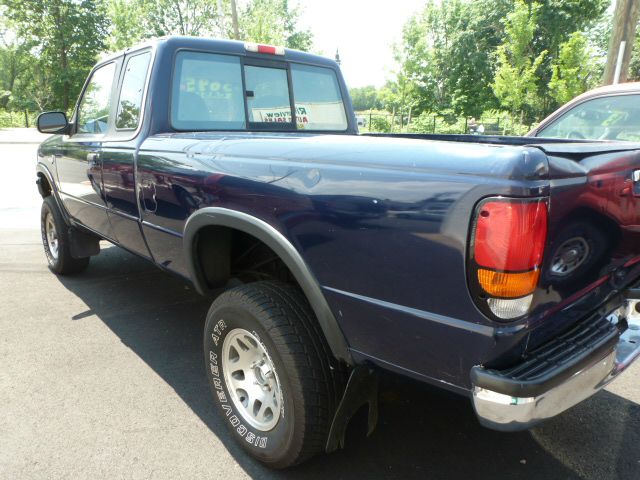 Mazda B-Series 1996 photo 4