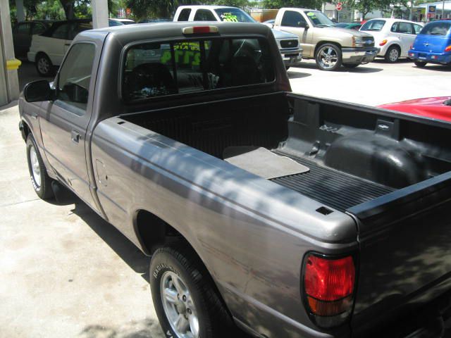 Mazda B-Series 1997 photo 2