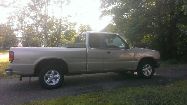 Mazda B-Series 1997 photo 3