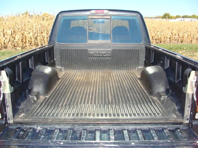 Mazda B-Series 1997 photo 1