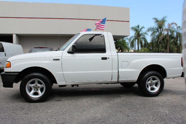 Mazda B-Series SLT, Quad Cab, 4x4, 1-owner Pickup Truck