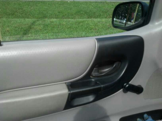 Mazda B-Series 2000 photo 5