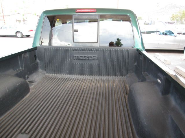 Mazda B-Series 2001 photo 2