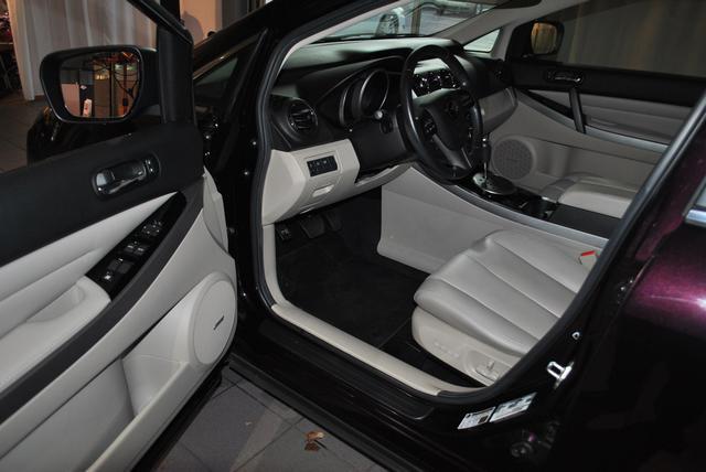 Mazda CX-7 2010 photo 3