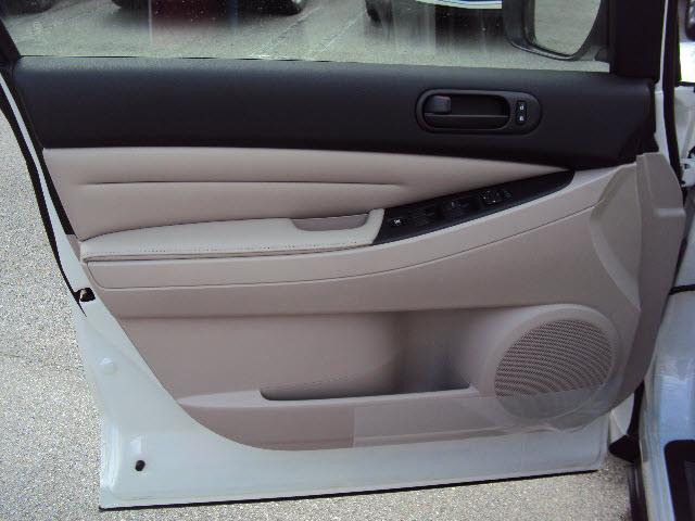 Mazda CX-7 2011 photo 1