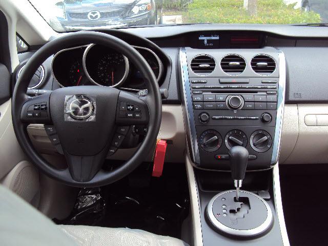 Mazda CX-7 2011 photo 2
