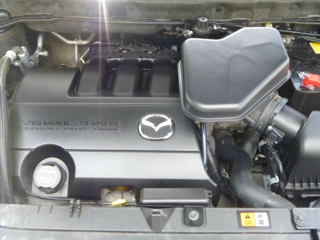 Mazda CX-9 2010 photo 4