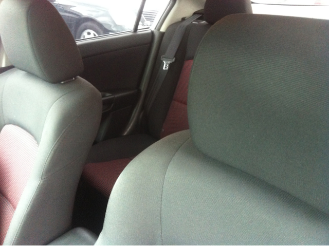 Mazda Mazda3 2004 photo 3