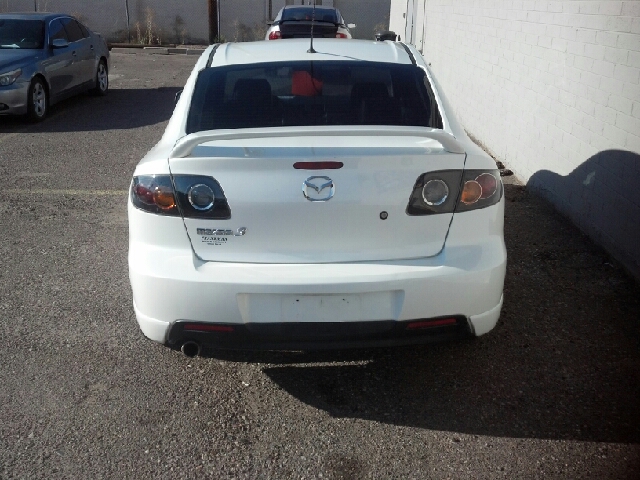 Mazda Mazda3 2006 photo 3