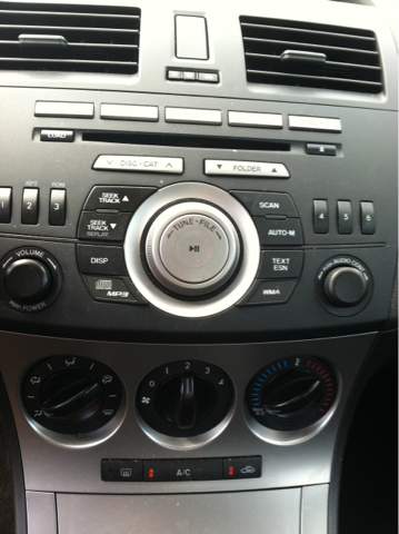 Mazda Mazda3 2010 photo 1