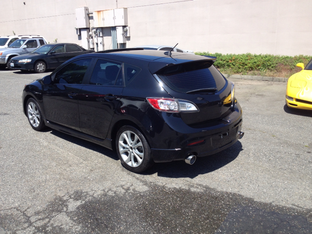 Mazda Mazda3 2010 photo 3