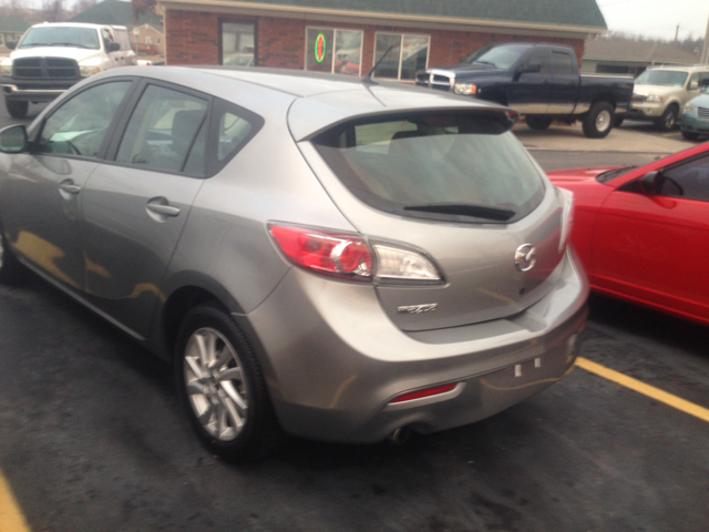 Mazda Mazda3 2013 photo 1