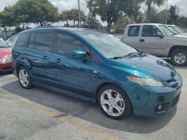 Mazda Mazda5 2006 photo 2