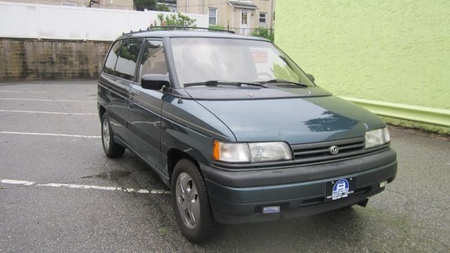 Mazda MPV 1994 photo 1