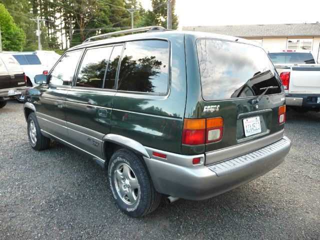 Mazda MPV 1997 photo 2