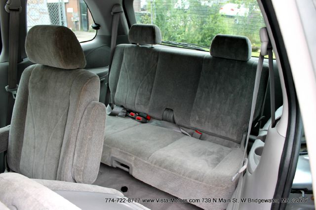 Mazda MPV 2001 photo 2