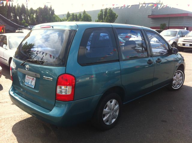 Mazda MPV 2001 photo 3