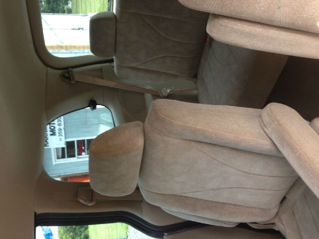 Mazda MPV 2002 photo 1