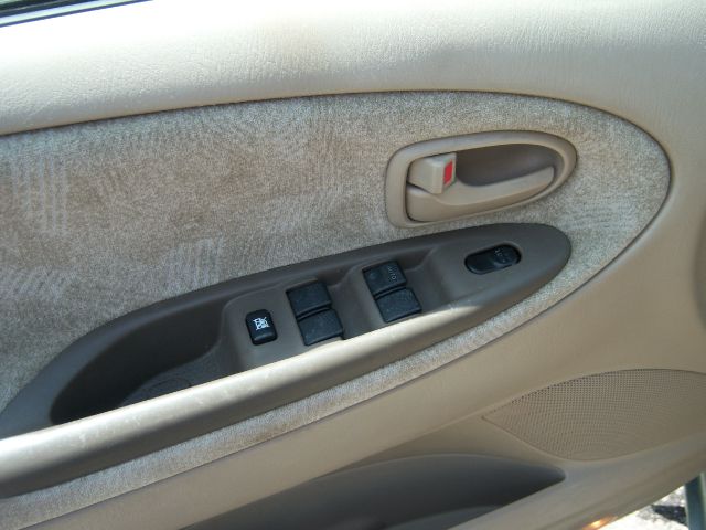 Mazda MPV 2003 photo 17