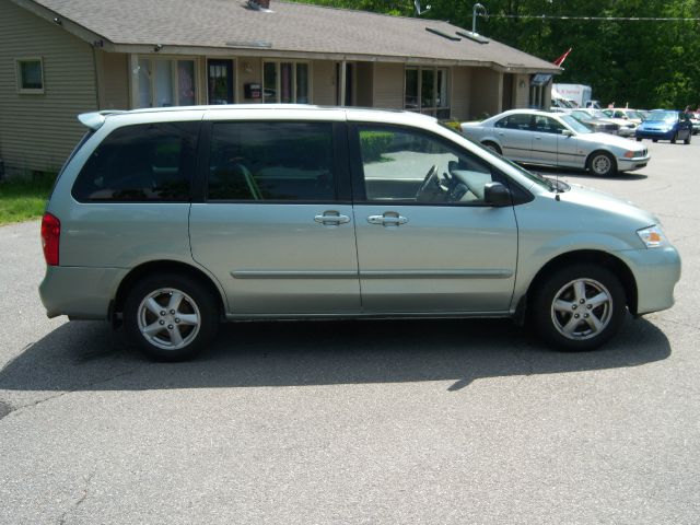Mazda MPV 2003 photo 21