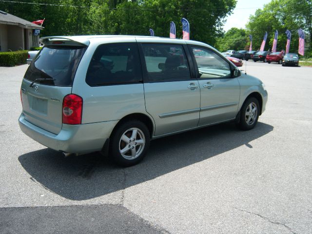 Mazda MPV 2003 photo 25