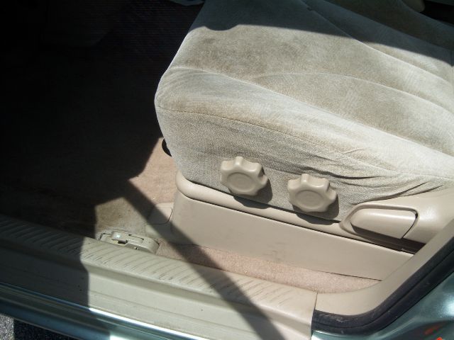 Mazda MPV 2003 photo 28