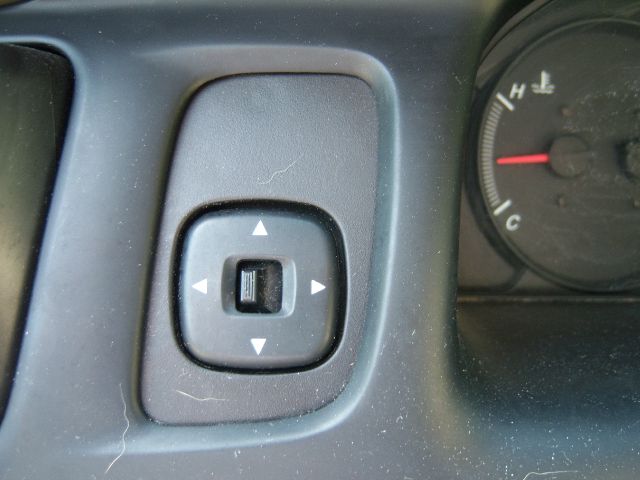 Mazda MPV 2003 photo 8