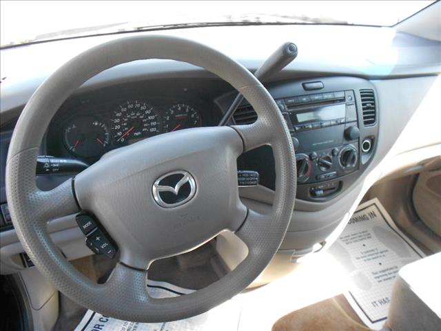 Mazda MPV 2003 photo 1